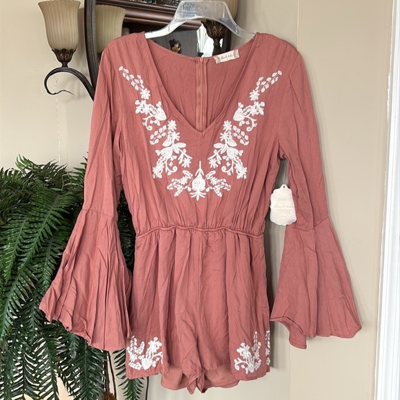 Brand New Altar’d State Salmon Marissa Romper Jumpsuit Embroidered Floral Boho - Picture 16 of 16